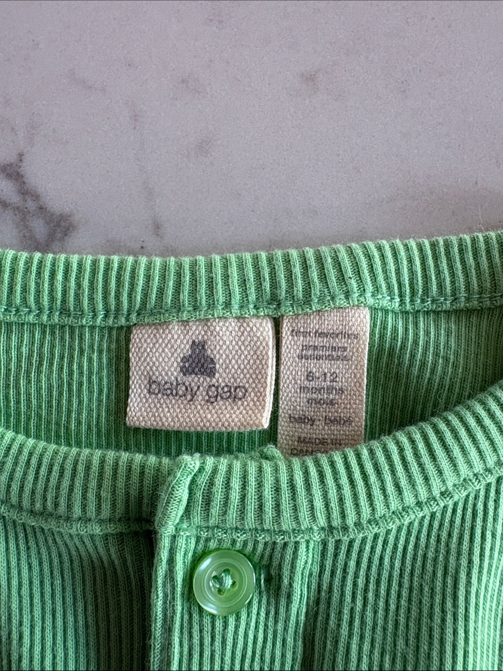 GAP Bright Green Ribbed Two-Piece Matching Set - Picture 4 of 5